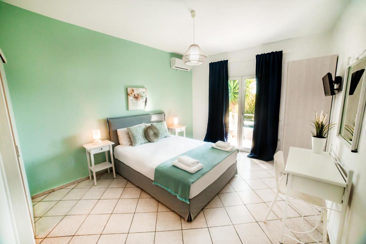 Filia Rooms & Apartments Ájoi Apósztoli Kültér fotó