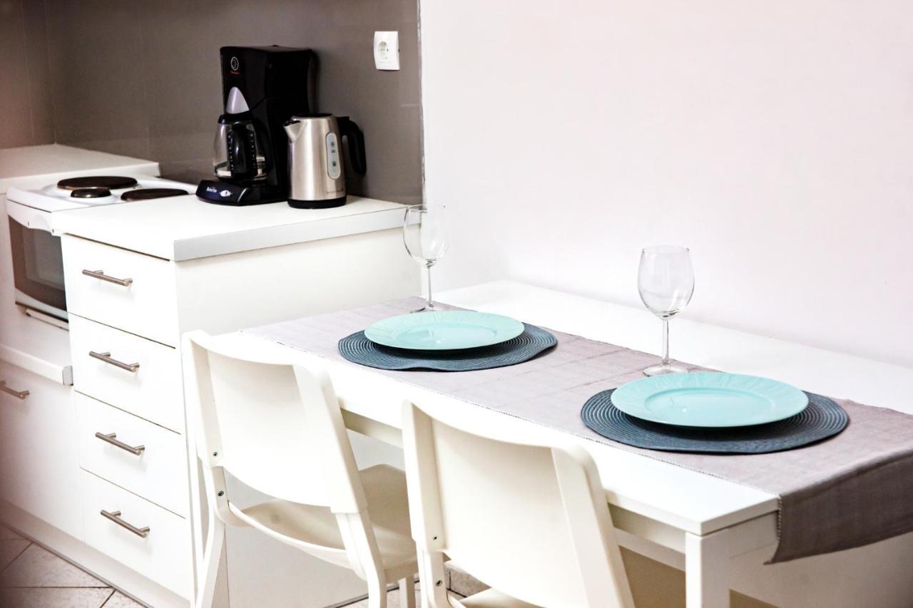 Filia Rooms & Apartments Ájoi Apósztoli Kültér fotó