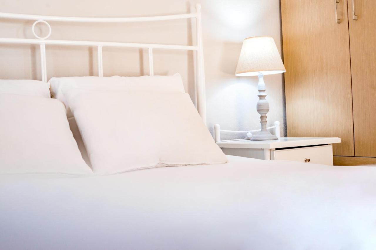 Filia Rooms & Apartments Ájoi Apósztoli Kültér fotó